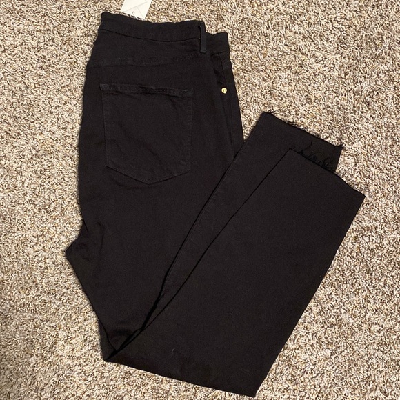 Good American Jeans - Picture 5 of 6